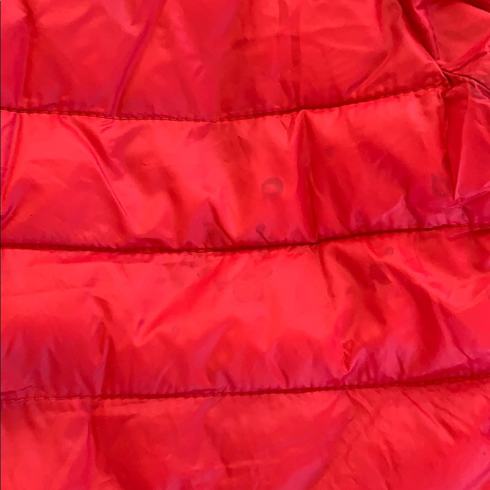 ❤️ Red Puffer Jacket Size Small ❤️ - Picture 7 of 8